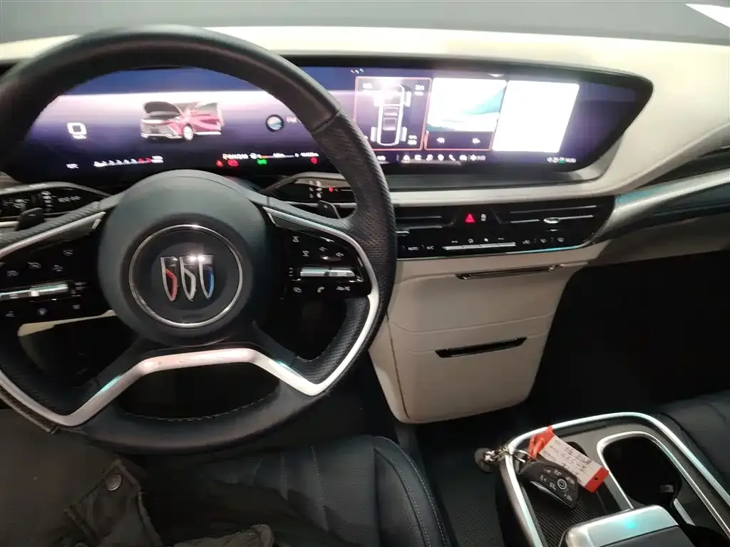 Buick Century 2023 из CN, фото 8