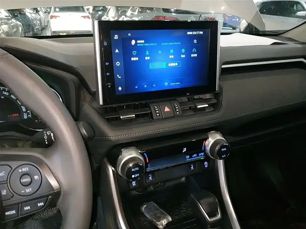 Toyota RAV4 2023 из CN, фото 6