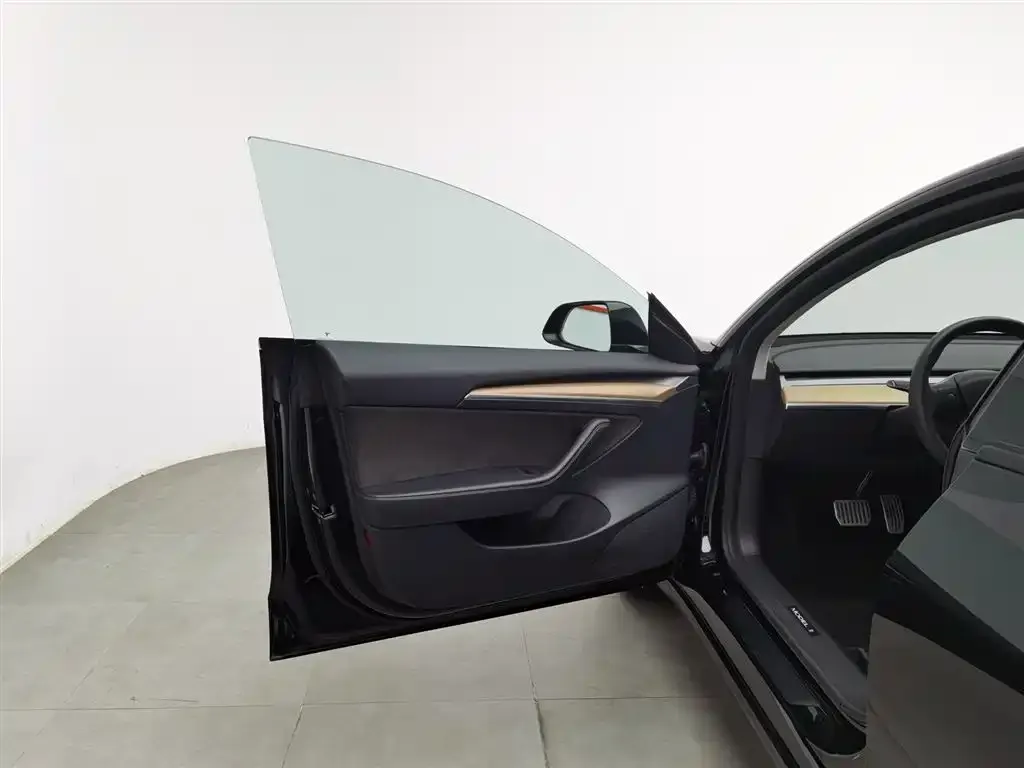 Tesla Model 3 2023 из CN, фото 8