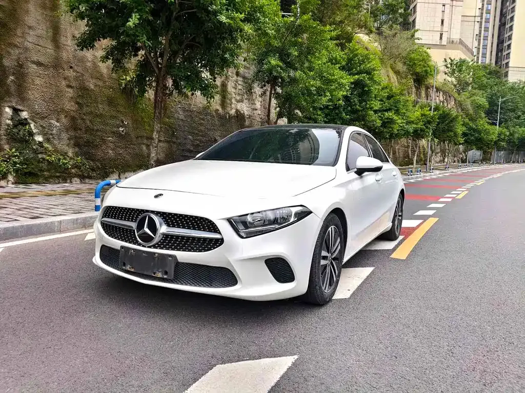 Mercedes-Benz A-Class — фото 1