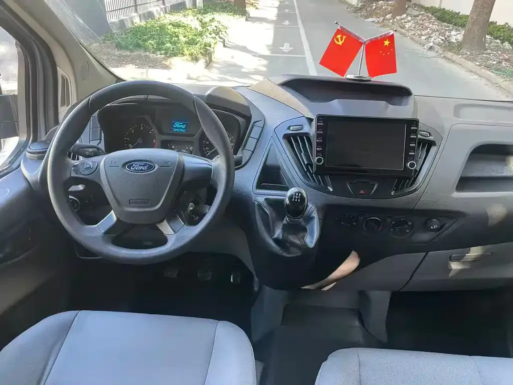 Ford Transit 2022 из CN, фото 3