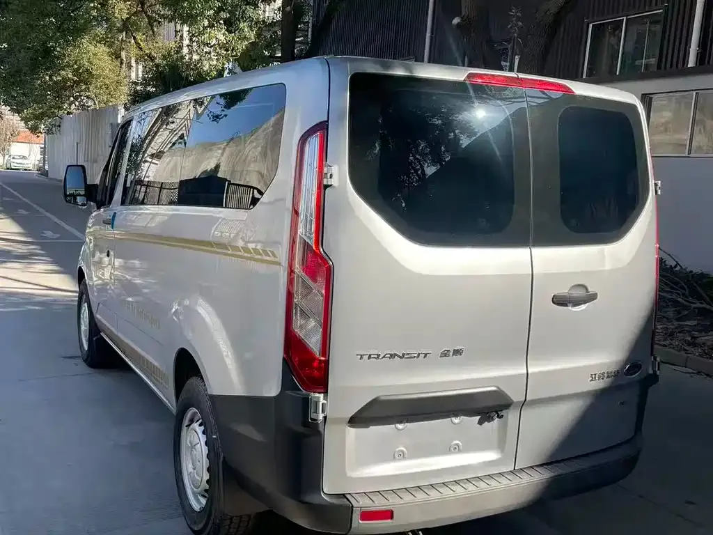 Ford Transit 2022 из CN, фото 10