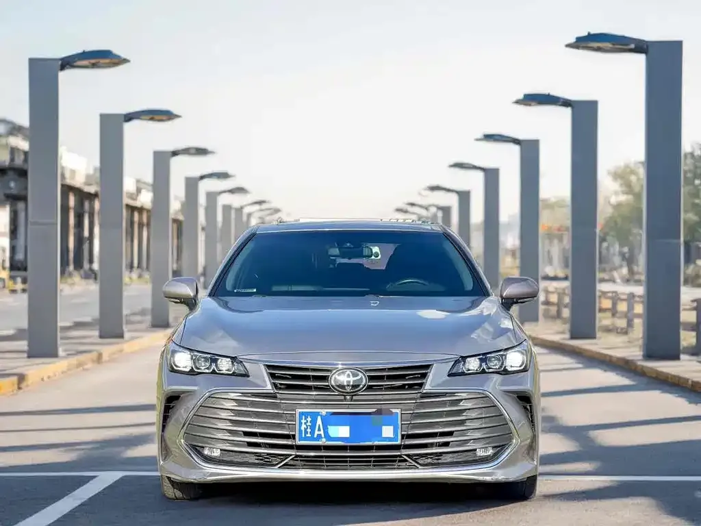 Toyota Avalon 2021 из CN, фото 4