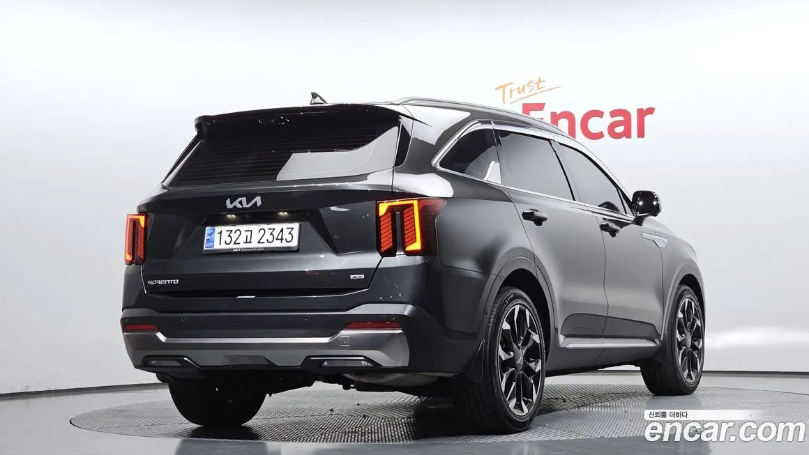 Kia Sorento — фото 4