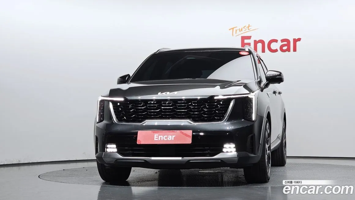 Kia Sorento — фото 6