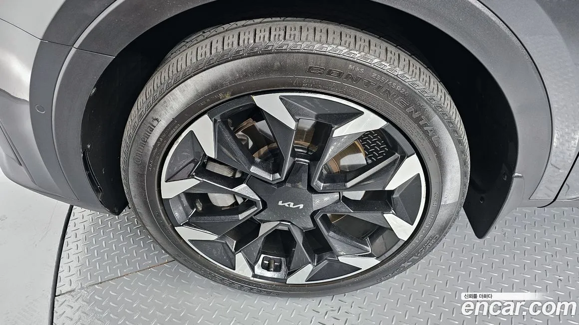 Kia Sorento — фото 5