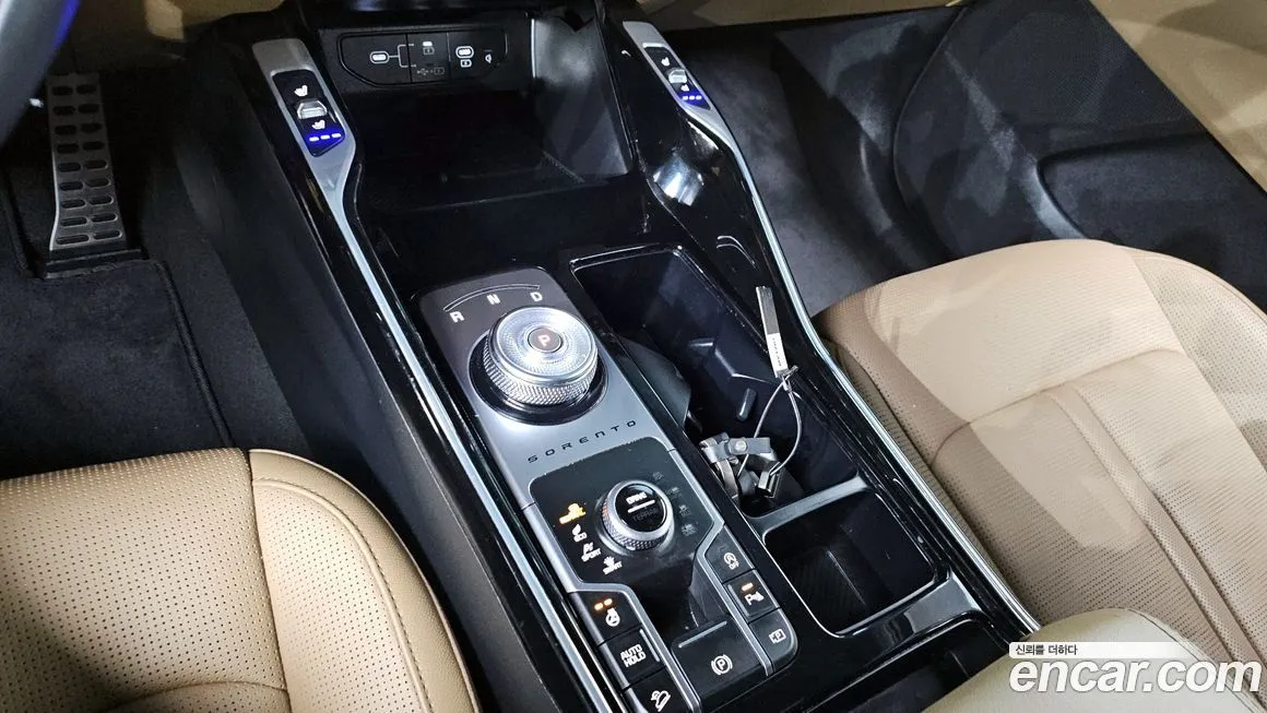 Kia Sorento — фото 3