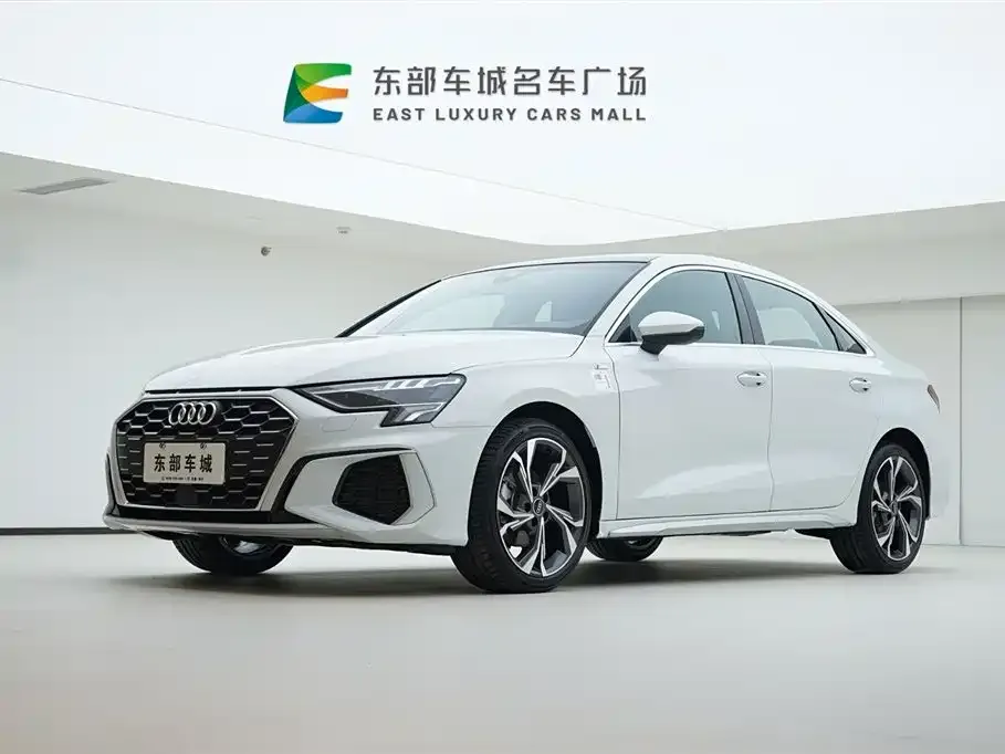 Audi A3 2024 из CN, фото 1