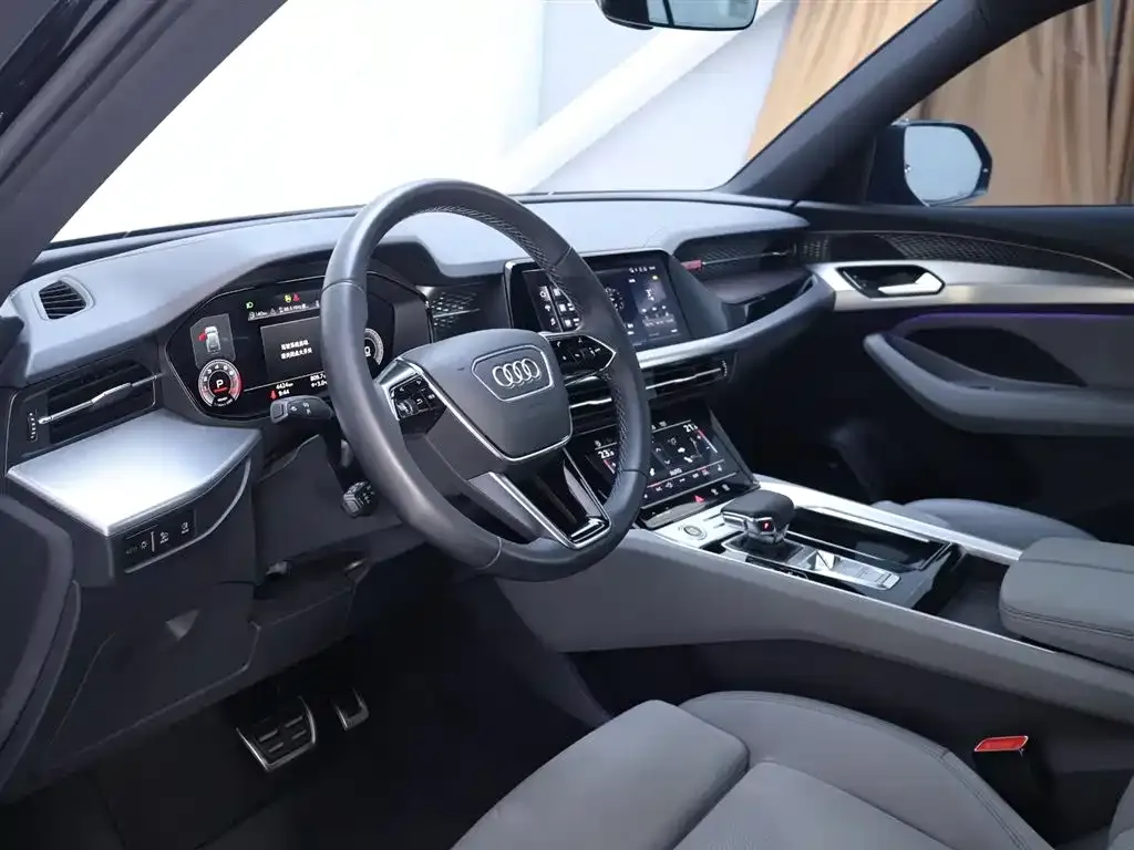 Audi Q6 2024 из CN, фото 7
