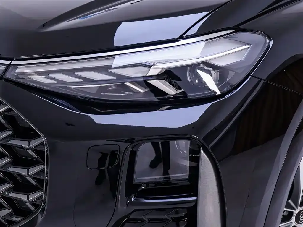Audi Q6 2024 из CN, фото 9