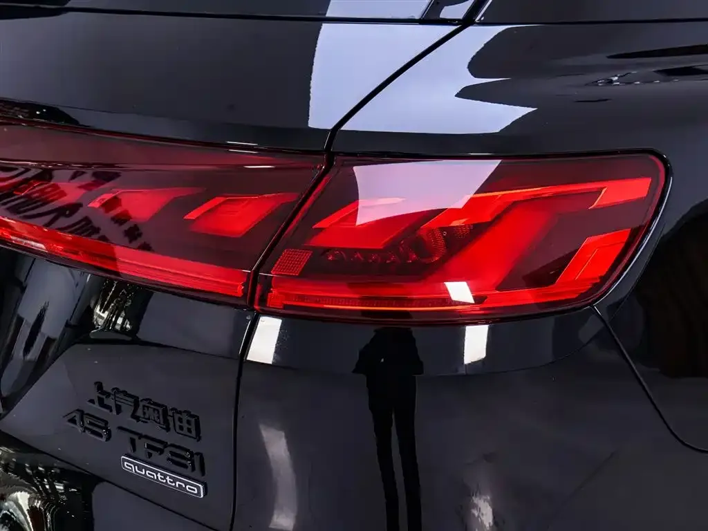 Audi Q6 2024 из CN, фото 2