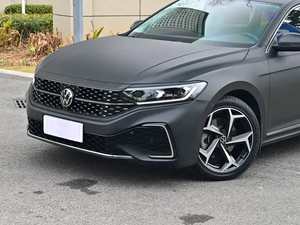 Volkswagen Passat 2024 из CN, фото 8