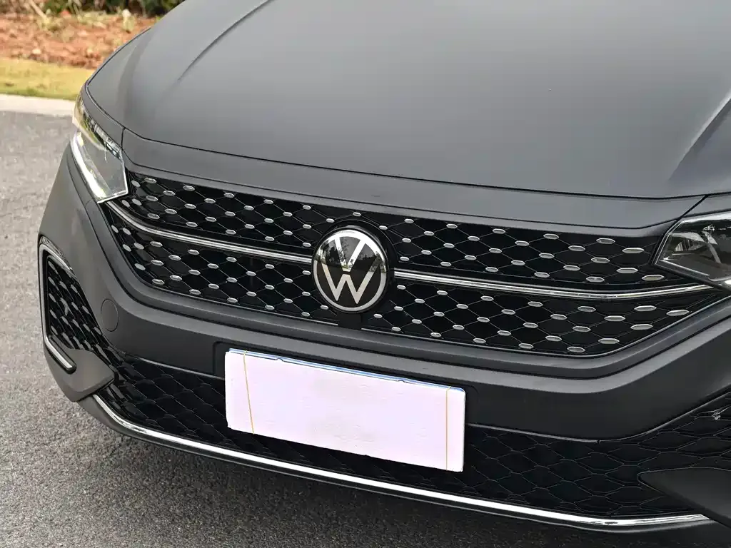 Volkswagen Passat 2024 из CN, фото 6