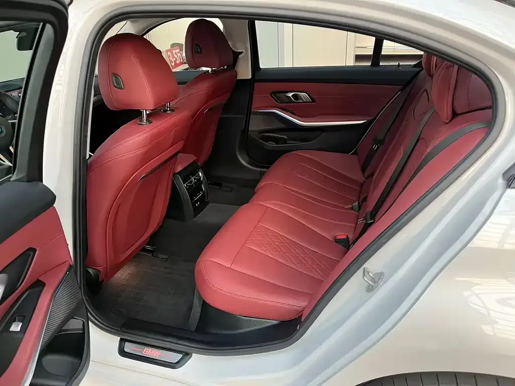 BMW i3 2024 из CN, фото 9