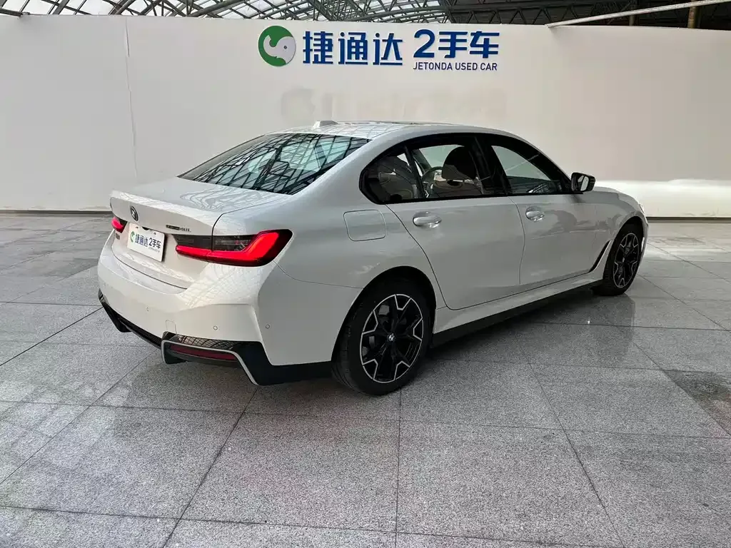 BMW i3 2024 из CN, фото 6