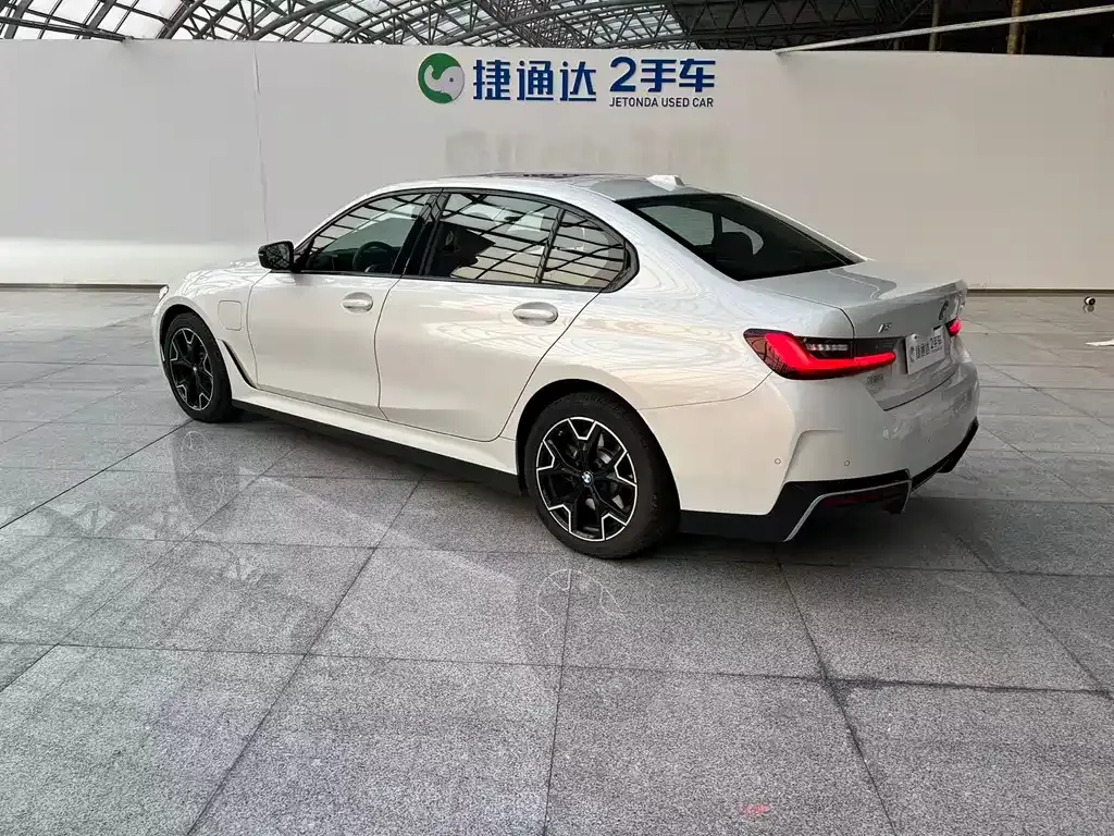 BMW i3 2024 из CN, фото 4