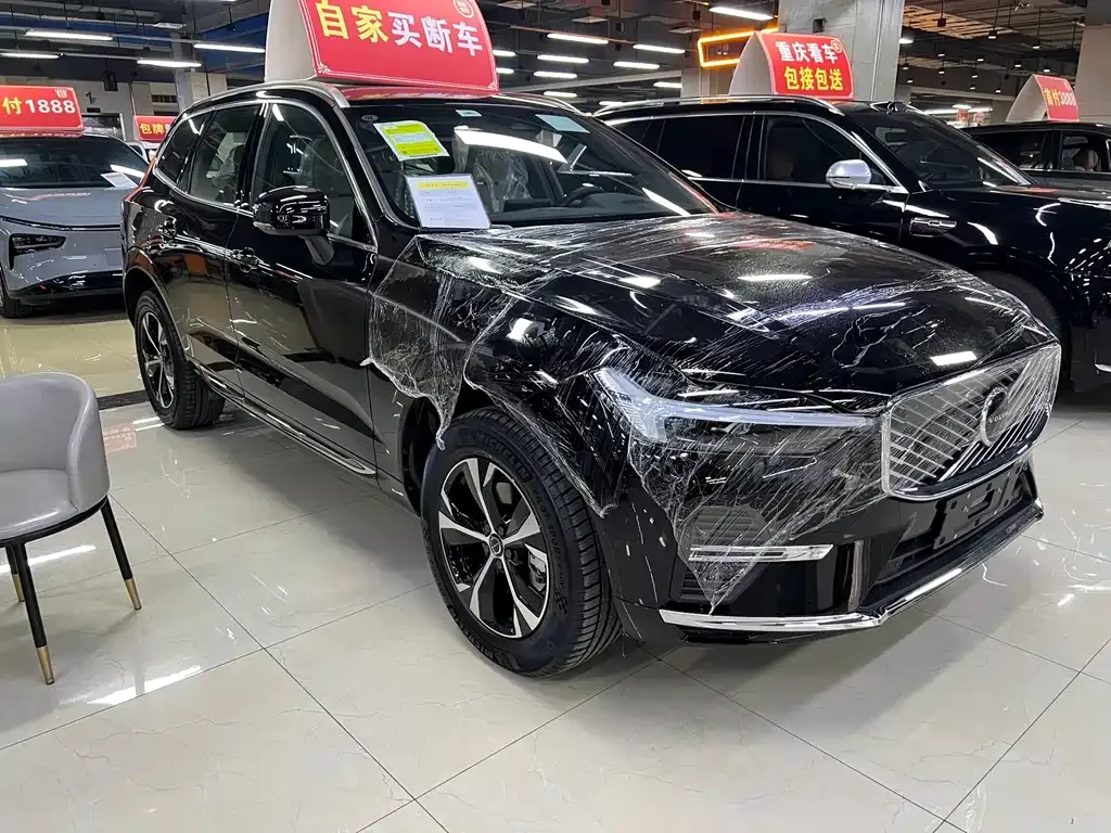 Volvo XC60 2025 из CN, фото 2