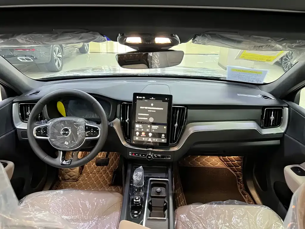 Volvo XC60 2025 из CN, фото 5