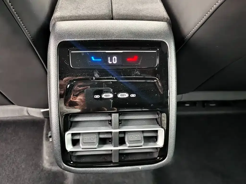 [object Object] Tiguan L 2024 из CN, фото 9