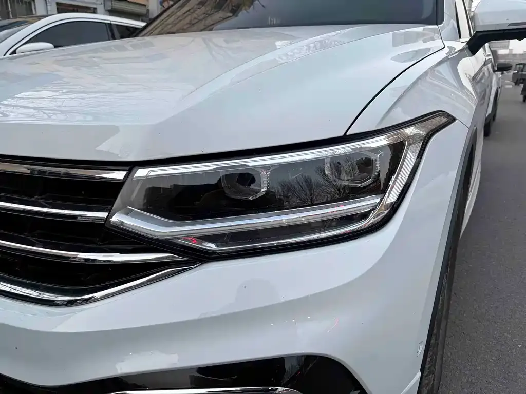 Volkswagen Tiguan L 2024 из CN, фото 8