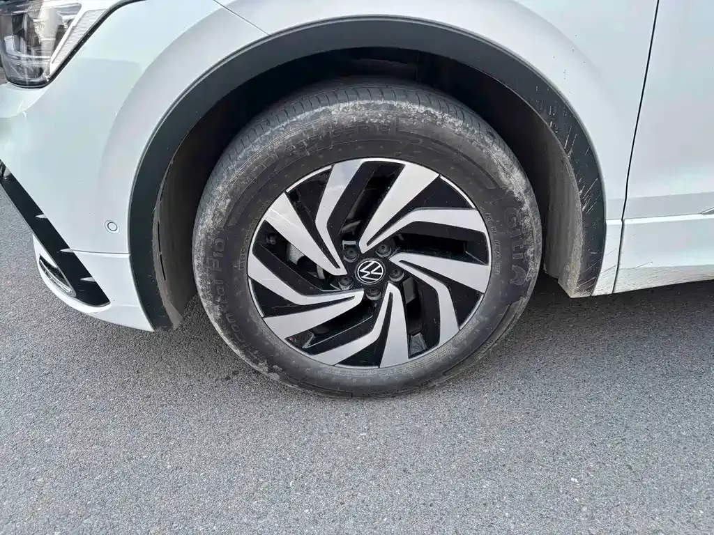 Volkswagen Tiguan L 2024 из CN, фото 7
