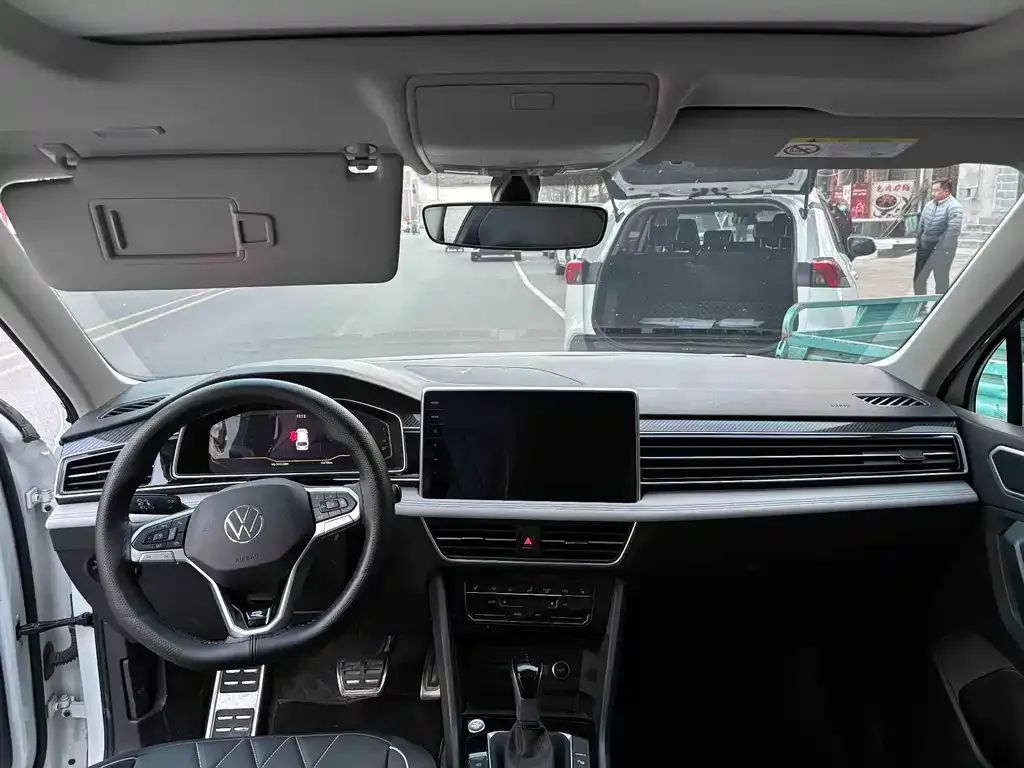 Volkswagen Tiguan L 2024 из CN, фото 5