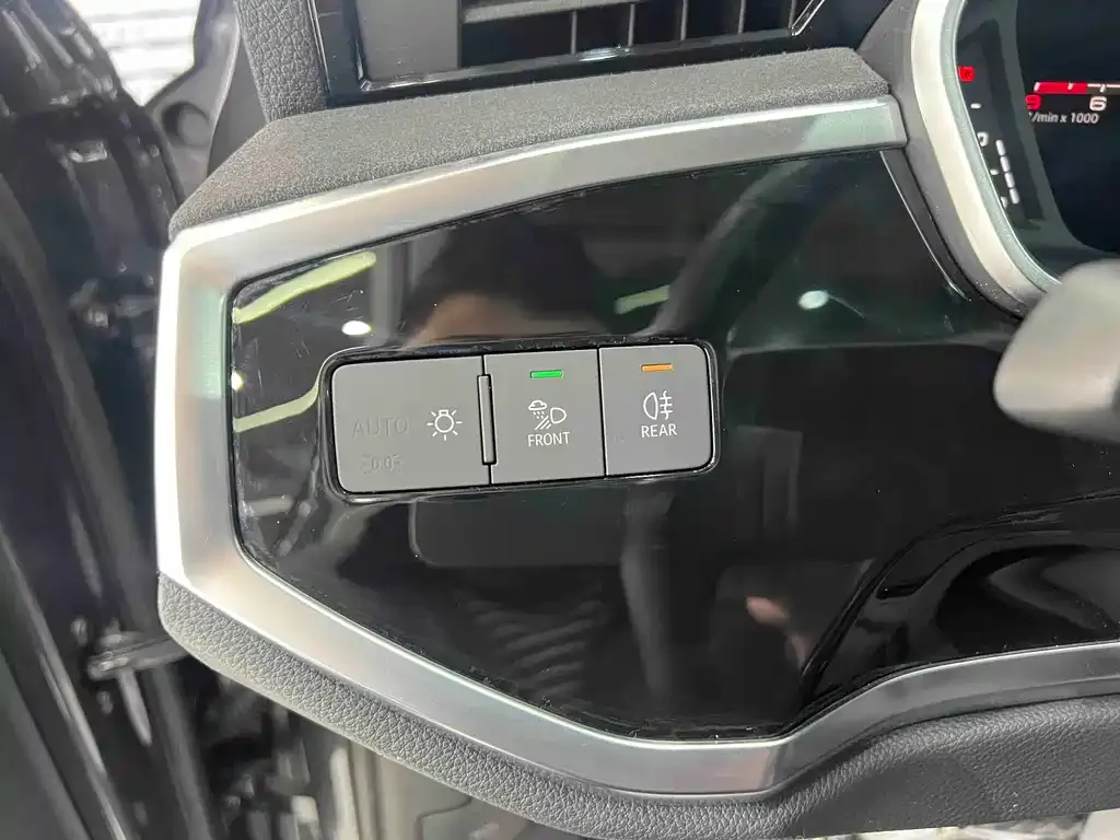 Audi Q3 2023 из CN, фото 3