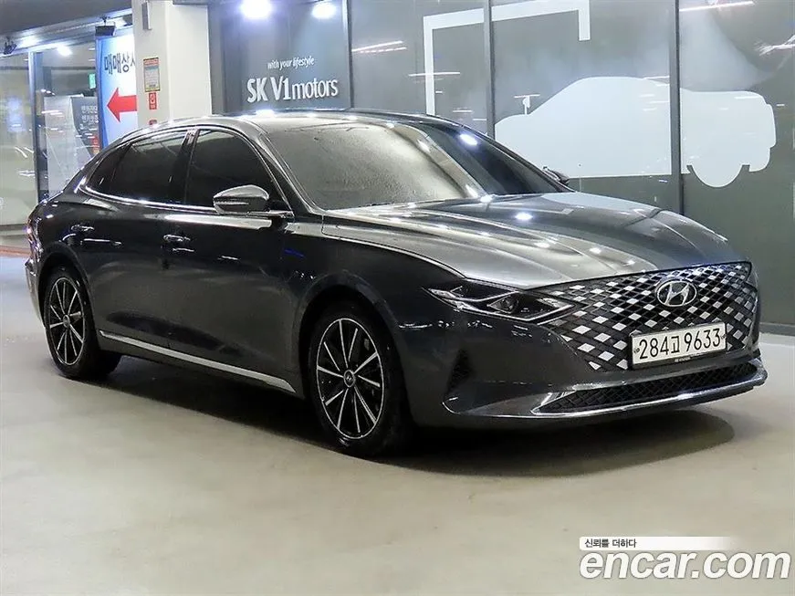 Hyundai Grandeur 2021 из KR, фото 2