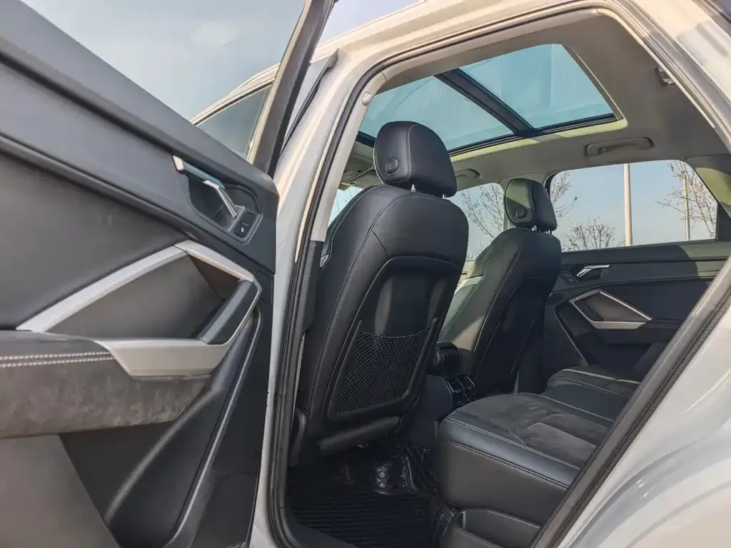 Audi Q3 2022 из CN, фото 3