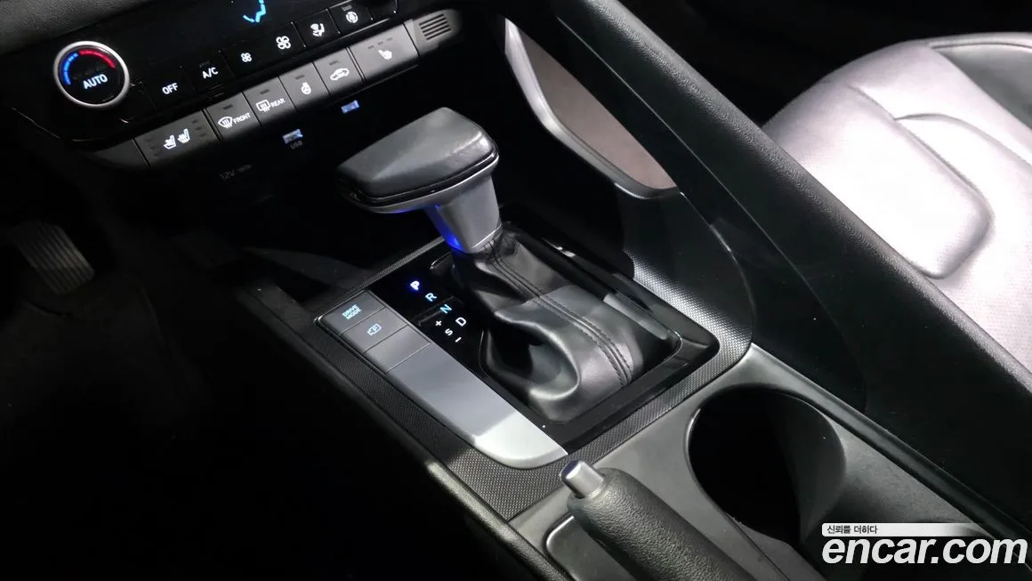 Hyundai AVANTE 2021 из KR, фото 9