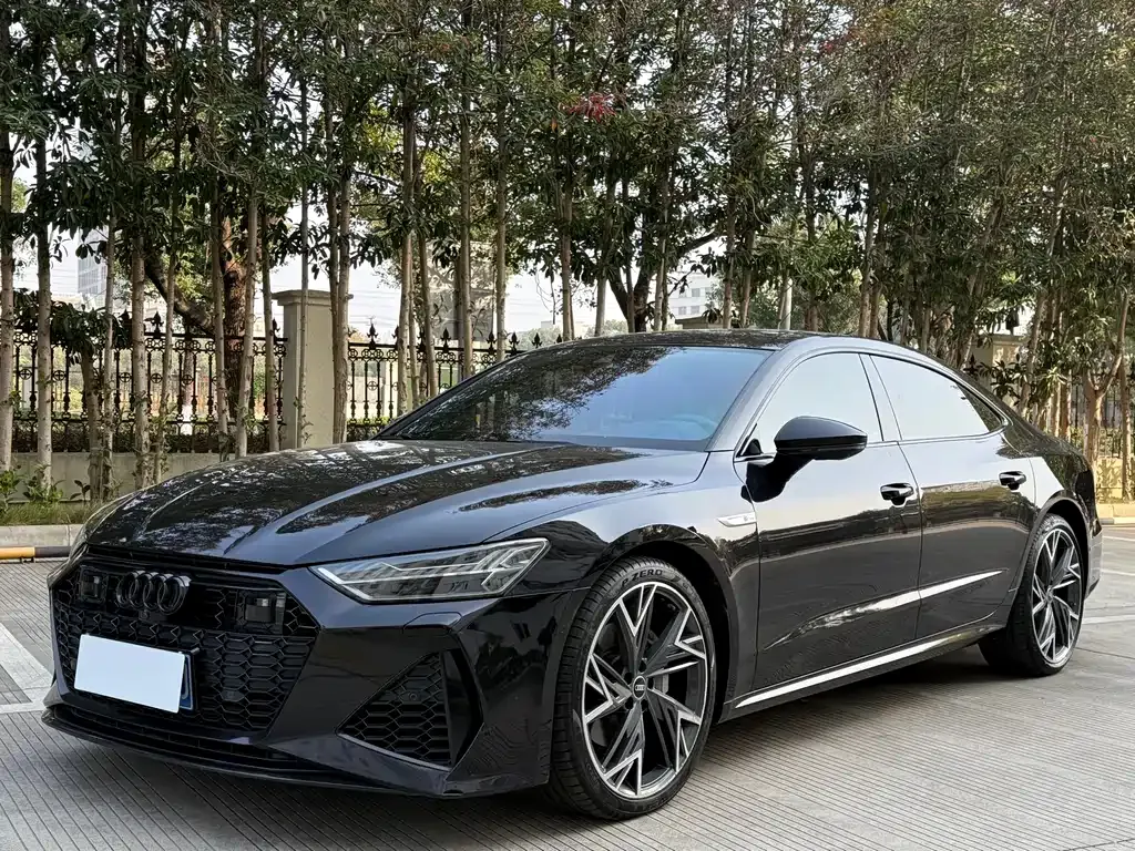 Audi A7L — фото 10