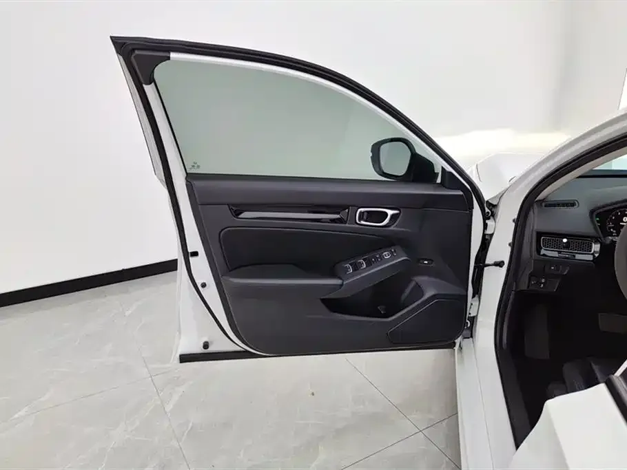 Honda Civic 2024 из CN, фото 7