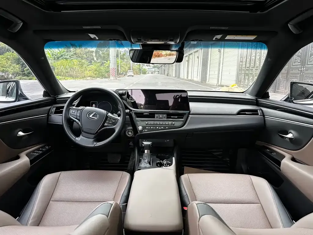Lexus ES 2023 из CN, фото 9
