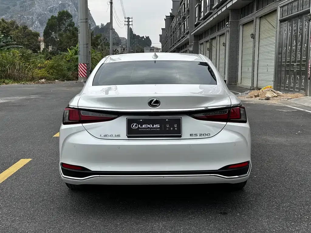 Lexus ES 2023 из CN, фото 5