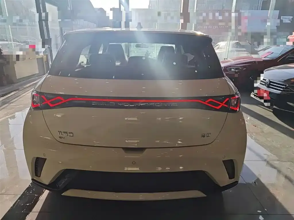 BYD Dolphin 2025 из CN, фото 2