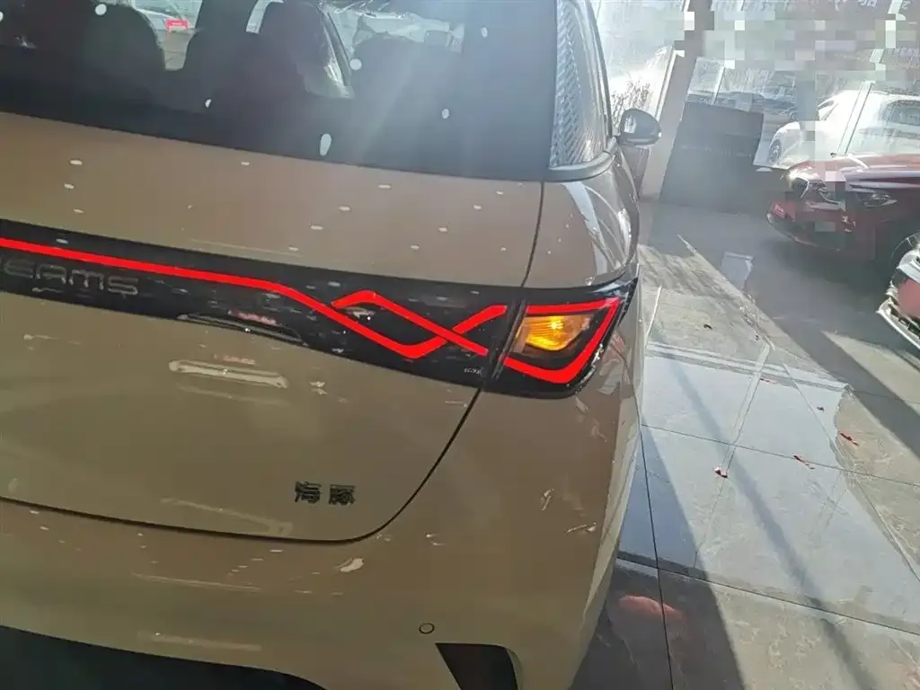 BYD Dolphin 2025 из CN, фото 4