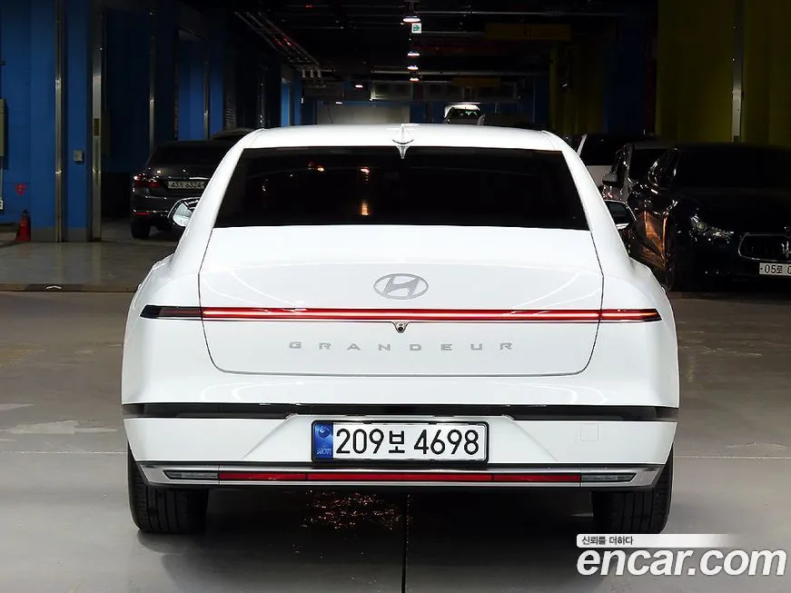 Hyundai Grandeur 2023 из KR, фото 2