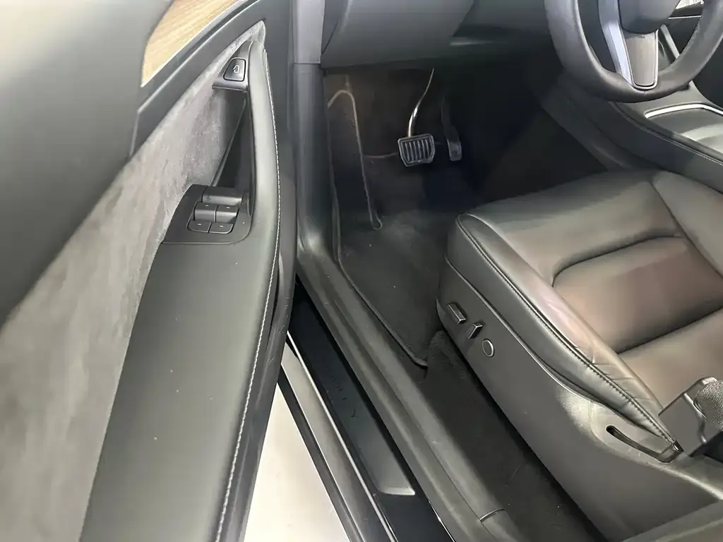 Tesla Model Y 2022 из CN, фото 3