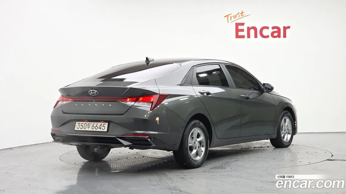 Hyundai AVANTE — фото 2