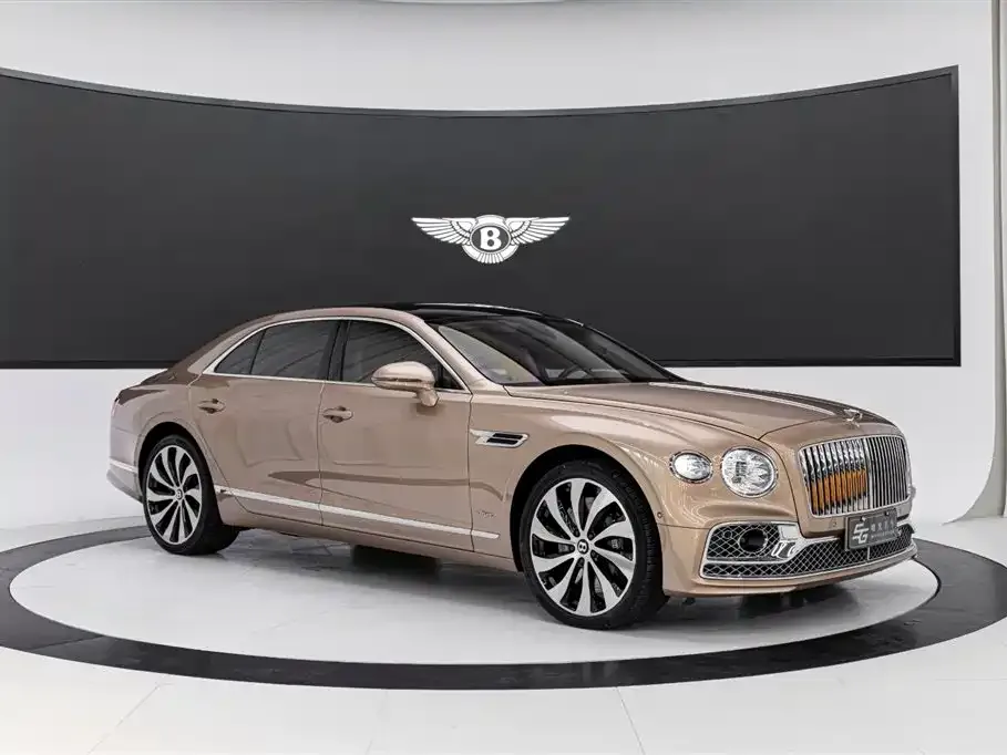 Bentley Flying Spur 2023 из CN, фото 7