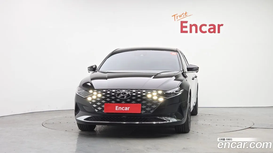 Hyundai Grandeur 2022 из KR, фото 2