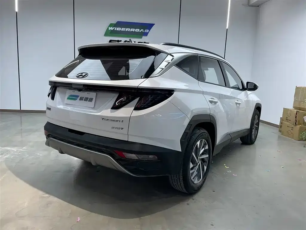 Hyundai Tucson 2023 из CN, фото 4