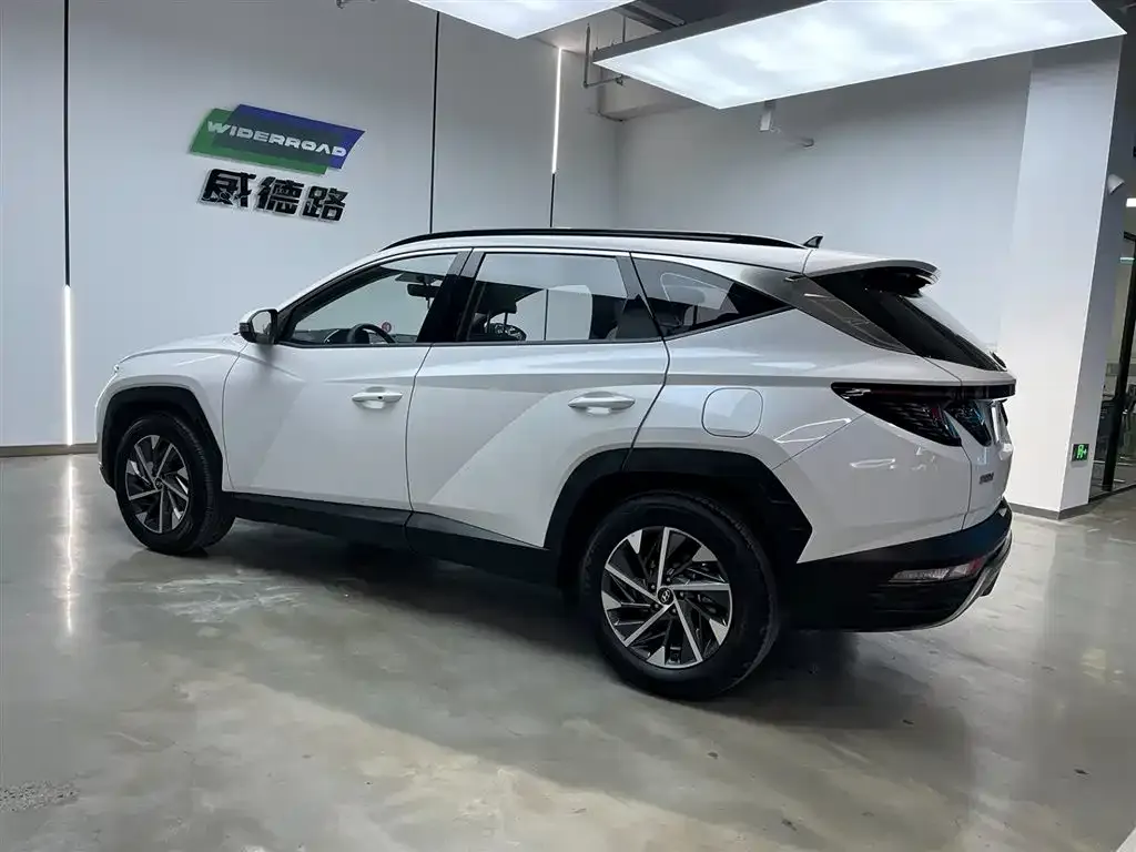 Hyundai Tucson 2023 из CN, фото 6
