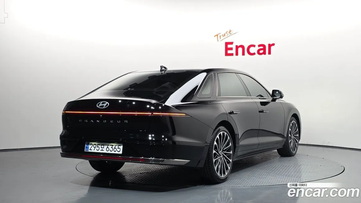 Hyundai Grandeur 2023 из KR, фото 2