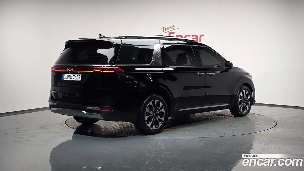 Kia Carnival 2023 из KR, фото 2