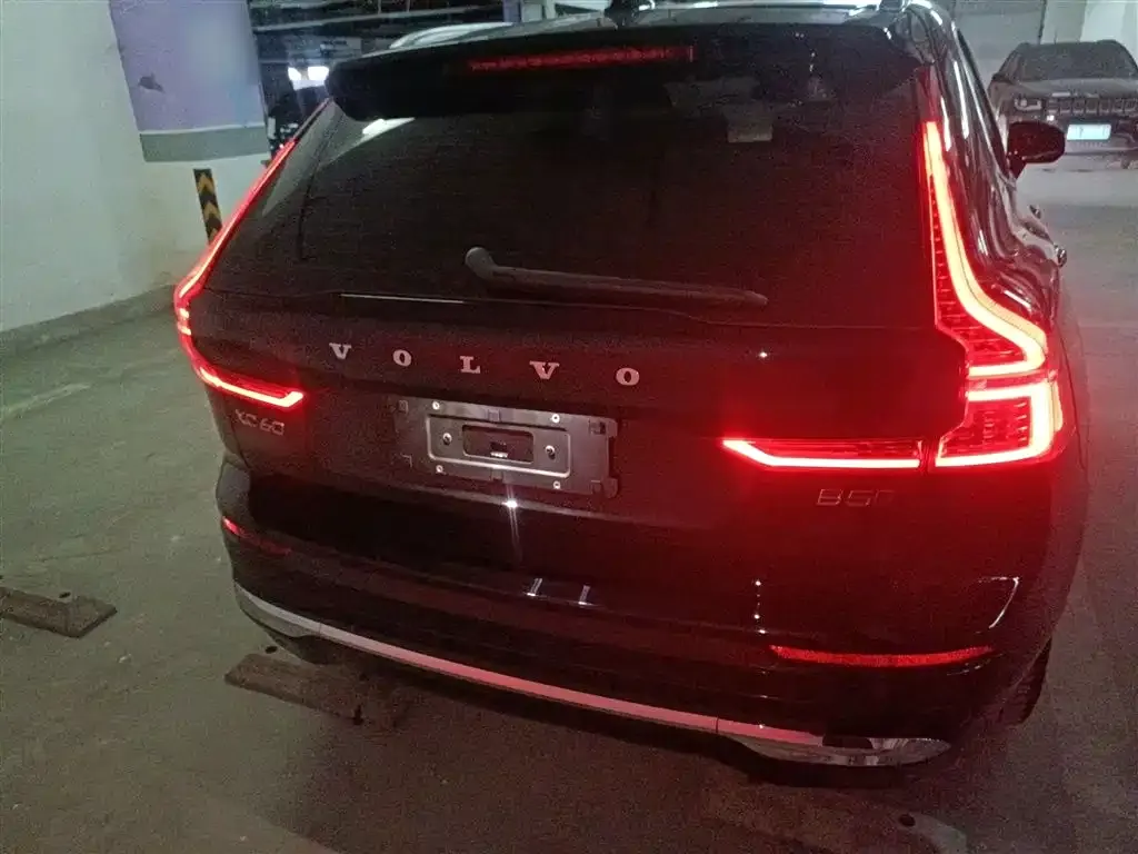 Volvo XC60 2022 из CN, фото 5
