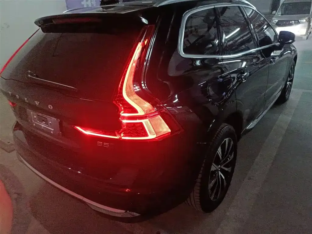 Volvo XC60 2022 из CN, фото 8