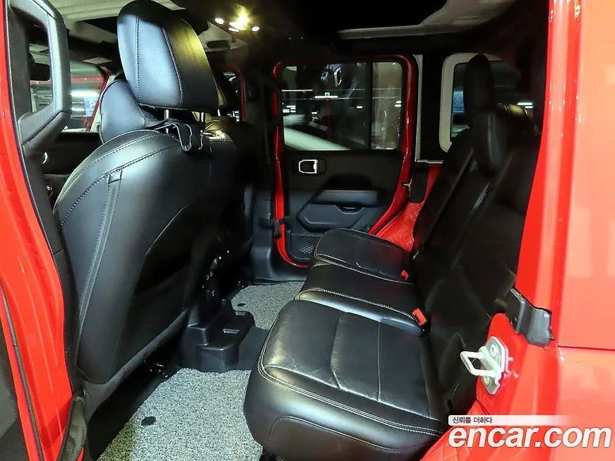 Jeep Wrangler 2021 из KR, фото 7