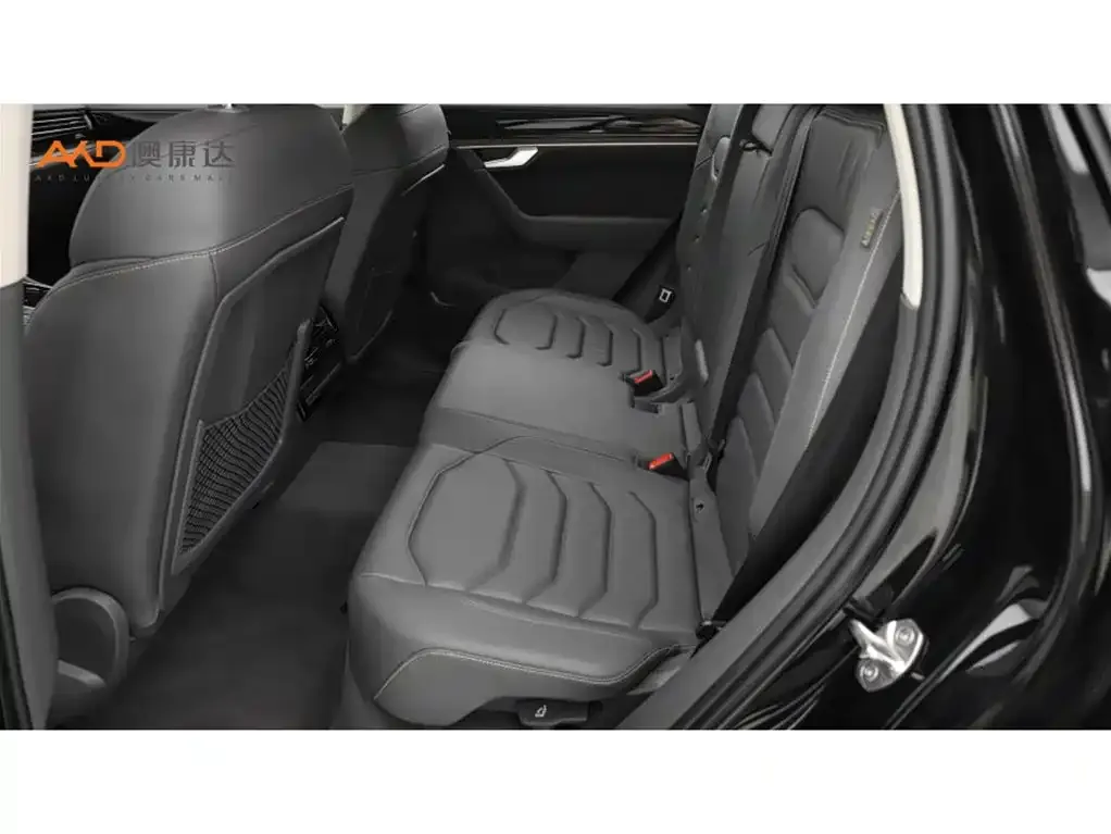 Volkswagen Touareg 2024 из CN, фото 4