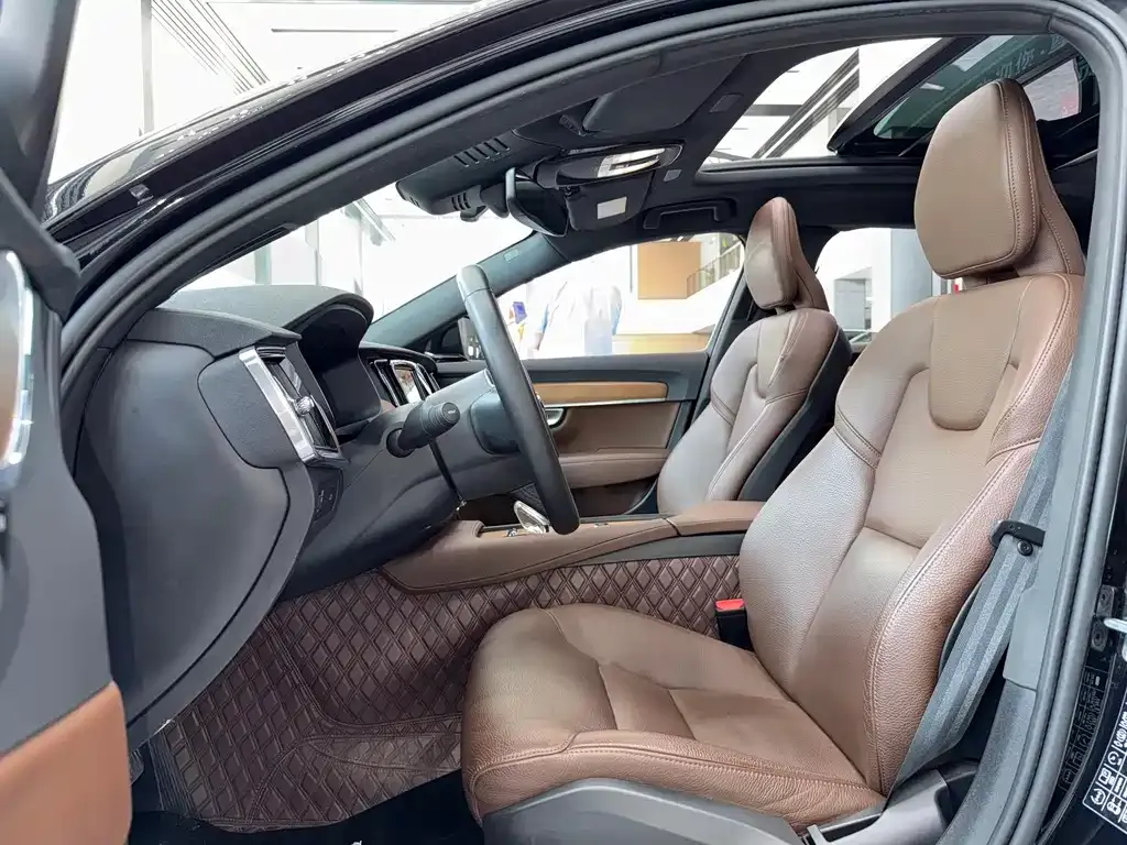 Volvo S90 2021 из CN, фото 7